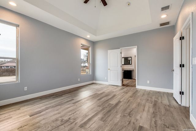 470 Blue Quail, Lytle, TX 78052