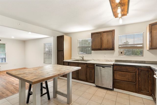 2791 Private Road 5101, Farmersville, TX 75442