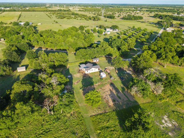 2791 Private Road 5101, Farmersville, TX 75442