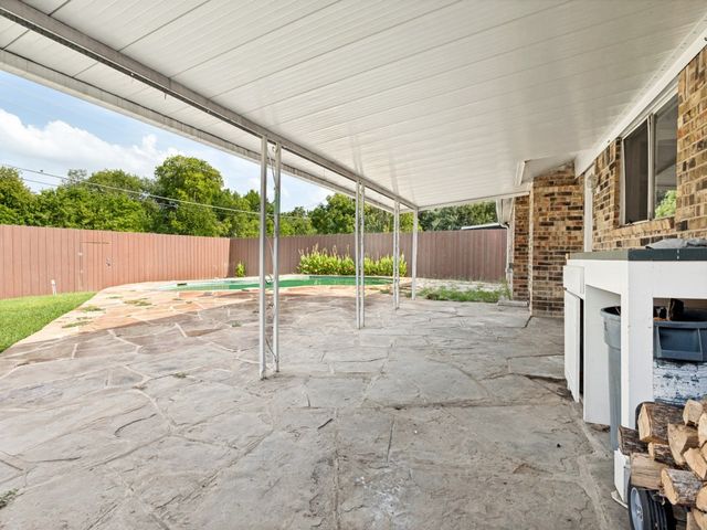 3122 Cheyenne Street, Irving, TX 75062