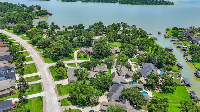 7810 Magnolia Cove Court, Humble, TX 77346