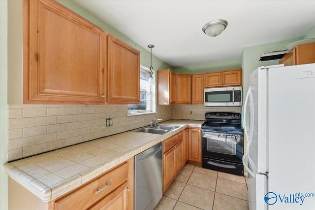 3709 S Westdale Court SW, Huntsville, AL 35805