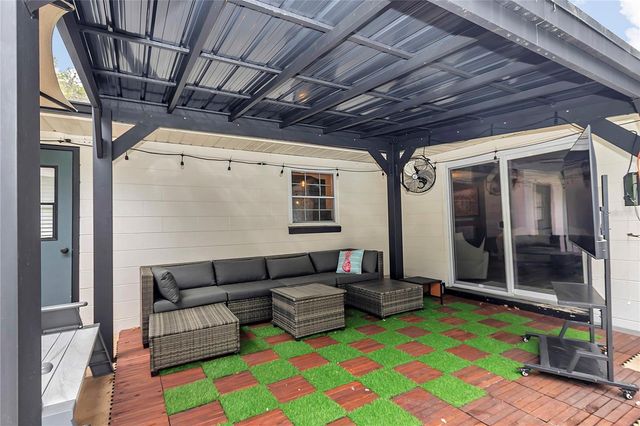 1152 SE 42ND AVENUE, Ocala, FL 34471