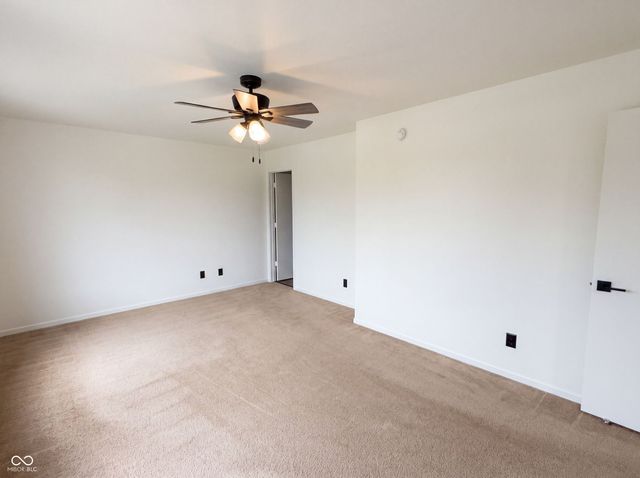 949 Colonial Way, Franklin, IN 46131