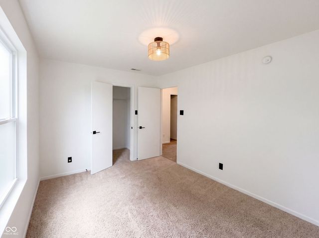 949 Colonial Way, Franklin, IN 46131