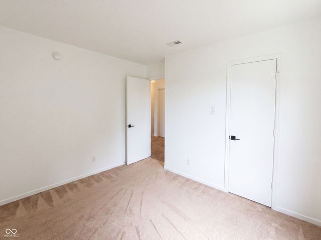949 Colonial Way, Franklin, IN 46131