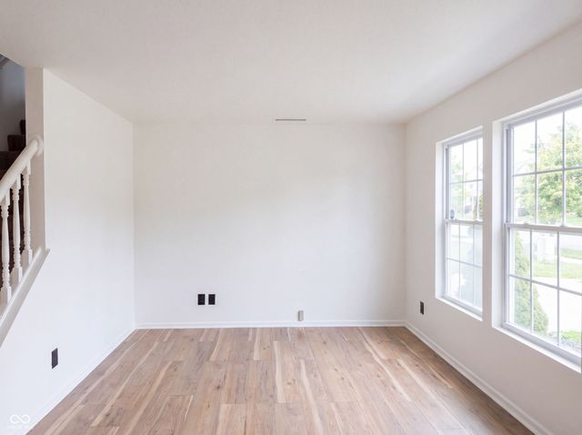 949 Colonial Way, Franklin, IN 46131