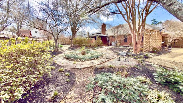 396 N MAIN ST, Collierville, TN 38017