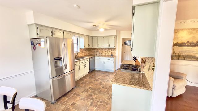 396 N MAIN ST, Collierville, TN 38017