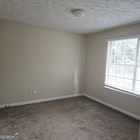 5906 Summerglen Lane, College Park, GA 30349