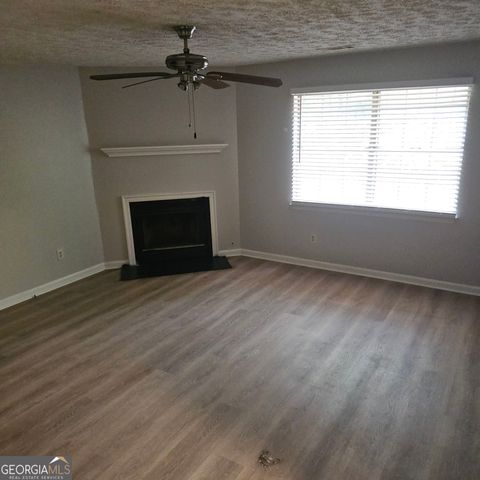 5906 Summerglen Lane, College Park, GA 30349