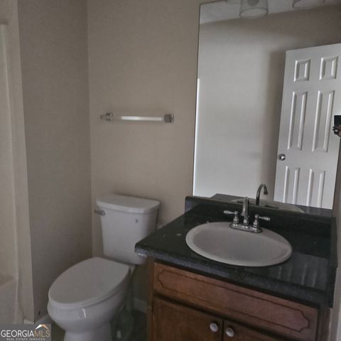 5906 Summerglen Lane, College Park, GA 30349