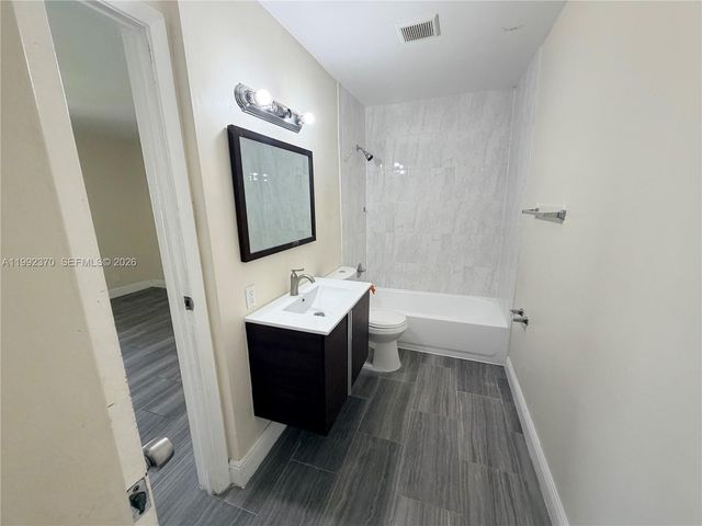 7505 Kimberly Blvd 125, North Lauderdale, FL 33068