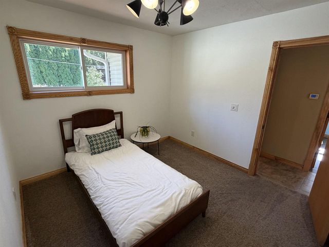 5533 Main Street, Mcfarland, WI 53558