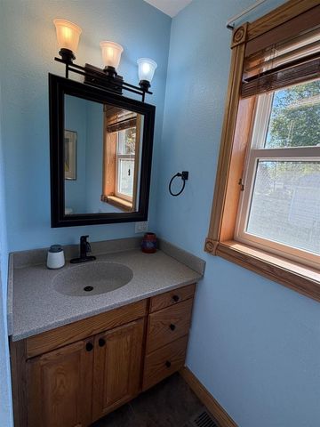 5533 Main Street, Mcfarland, WI 53558