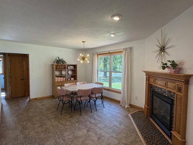 5533 Main Street, Mcfarland, WI 53558