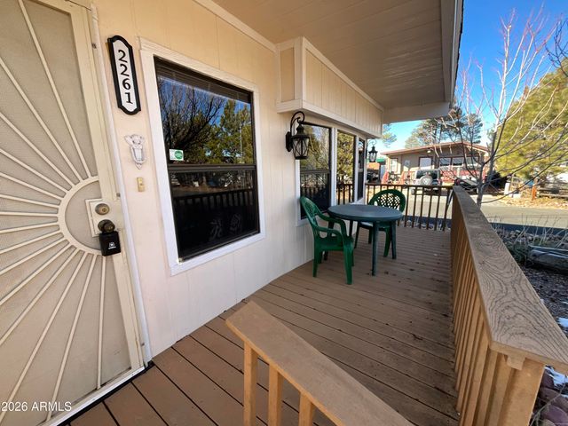 2261 Hanging Tree Lane, Overgaard, AZ 85933