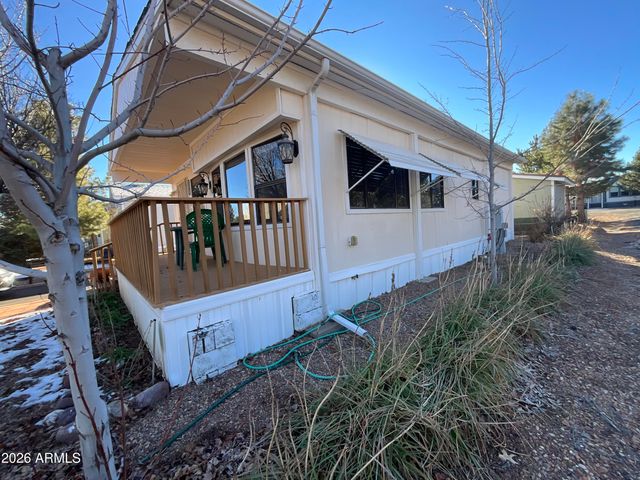 2261 Hanging Tree Lane, Overgaard, AZ 85933