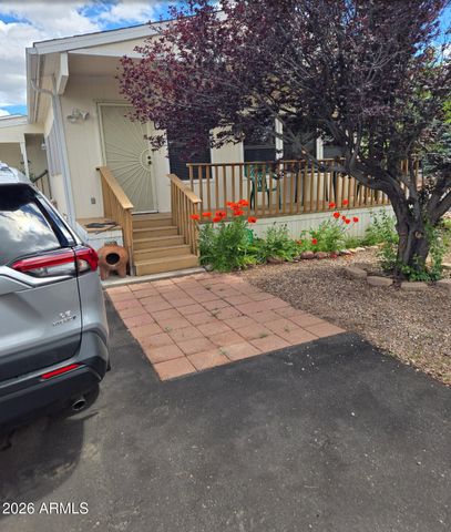 2261 Hanging Tree Lane, Overgaard, AZ 85933