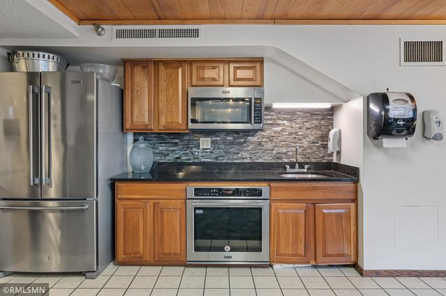 26 10th Street W 607, Saint Paul, MN 55102