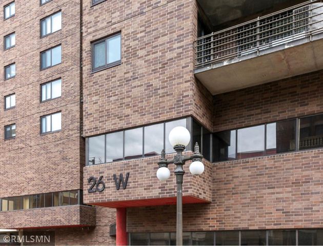 26 10th Street W 607, Saint Paul, MN 55102