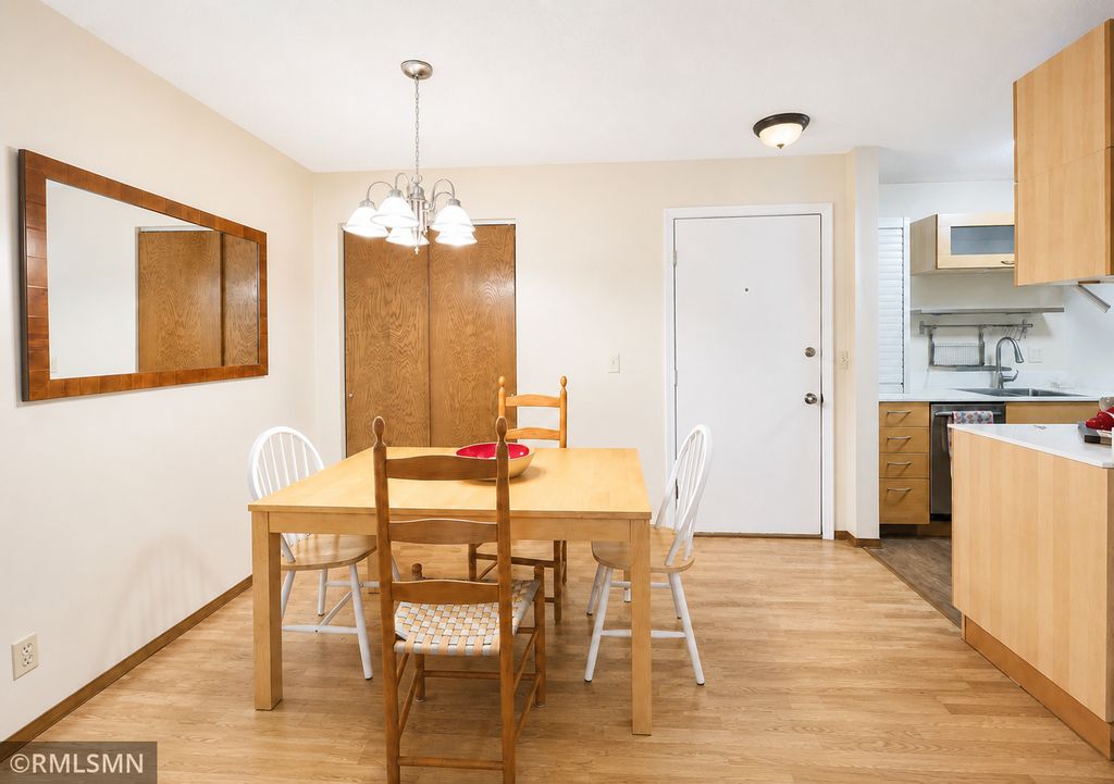 26 10th Street W 607, Saint Paul, MN 55102 — photo 2
