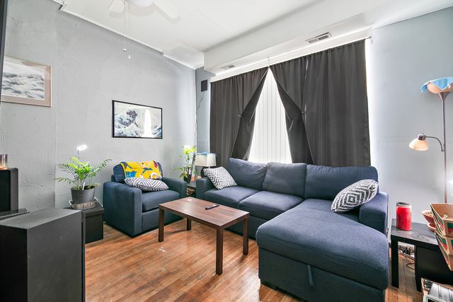 6237 S Ashland Avenue, Chicago, IL 60636