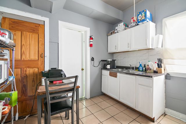 6237 S Ashland Avenue, Chicago, IL 60636