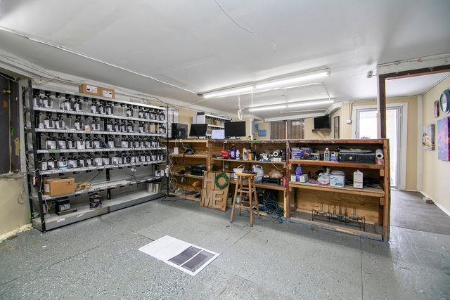 6237 S Ashland Avenue, Chicago, IL 60636