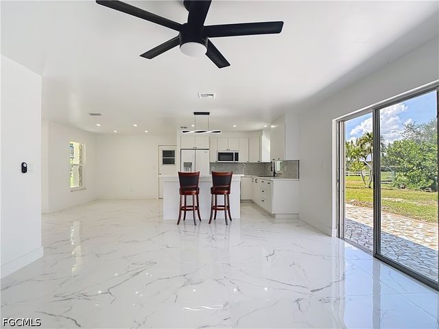 2137 Saint Croix AVE, Fort Myers, FL 33905
