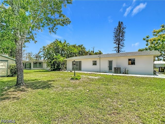 2137 Saint Croix AVE, Fort Myers, FL 33905