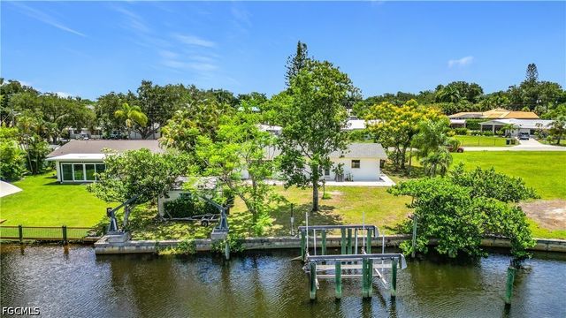 2137 Saint Croix AVE, Fort Myers, FL 33905