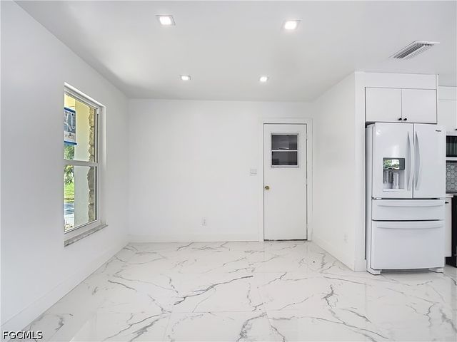 2137 Saint Croix AVE, Fort Myers, FL 33905