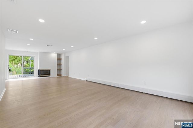 508 Tether Lane, Paramus, NJ 07652