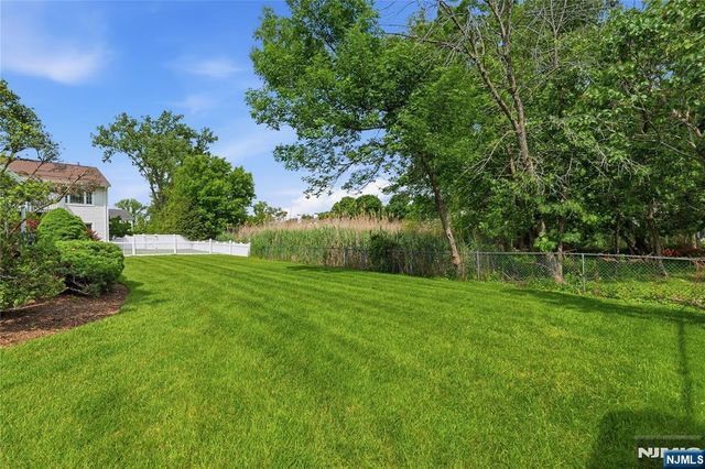 508 Tether Lane, Paramus, NJ 07652