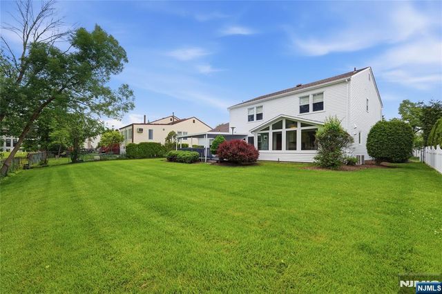 508 Tether Lane, Paramus, NJ 07652
