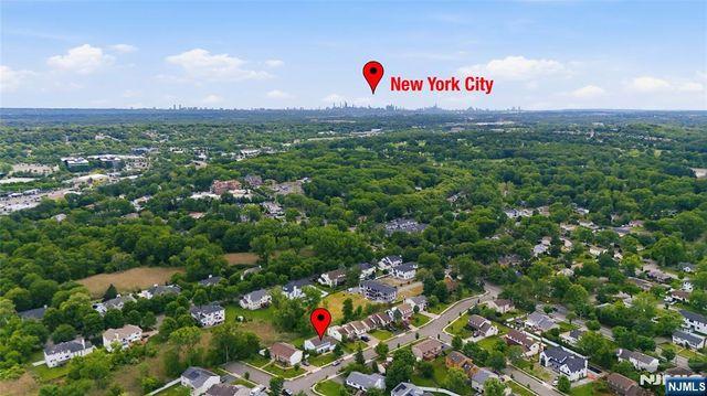 508 Tether Lane, Paramus, NJ 07652