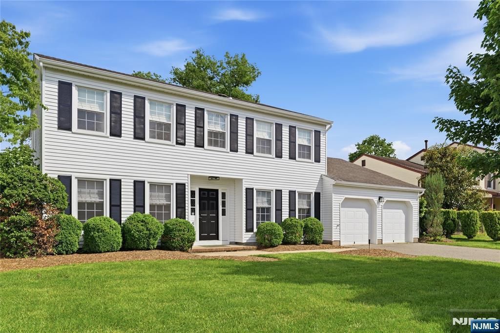 508 Tether Lane, Paramus, NJ 07652