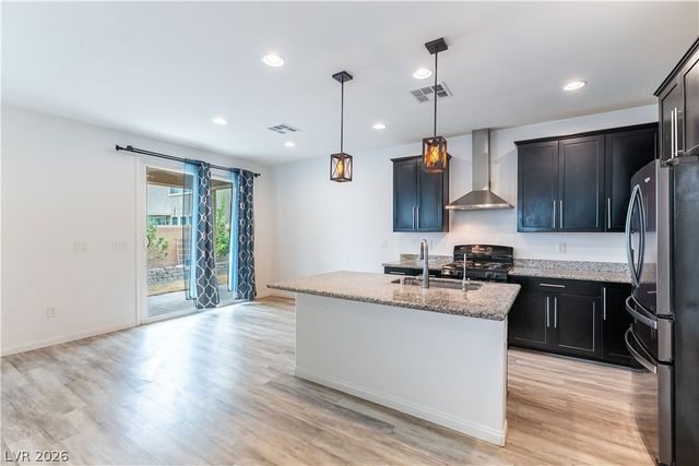 385 Stephen Clear Avenue, North Las Vegas, NV 89031