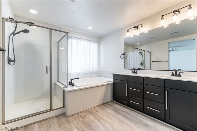 385 Stephen Clear Avenue, North Las Vegas, NV 89031