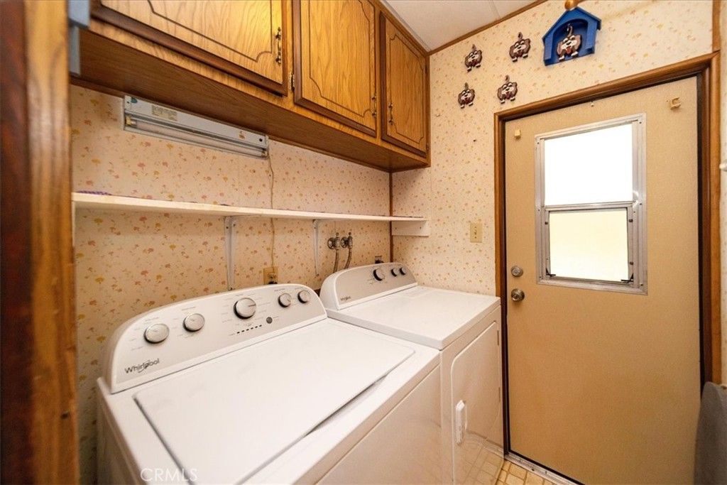 Image 21 of property listing at 725 W Thornton 68, Hemet, CA 92543
