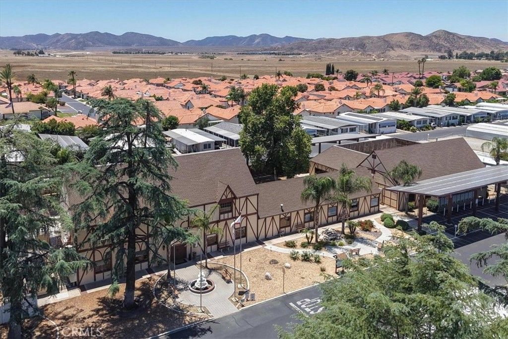Image 37 of property listing at 725 W Thornton 68, Hemet, CA 92543