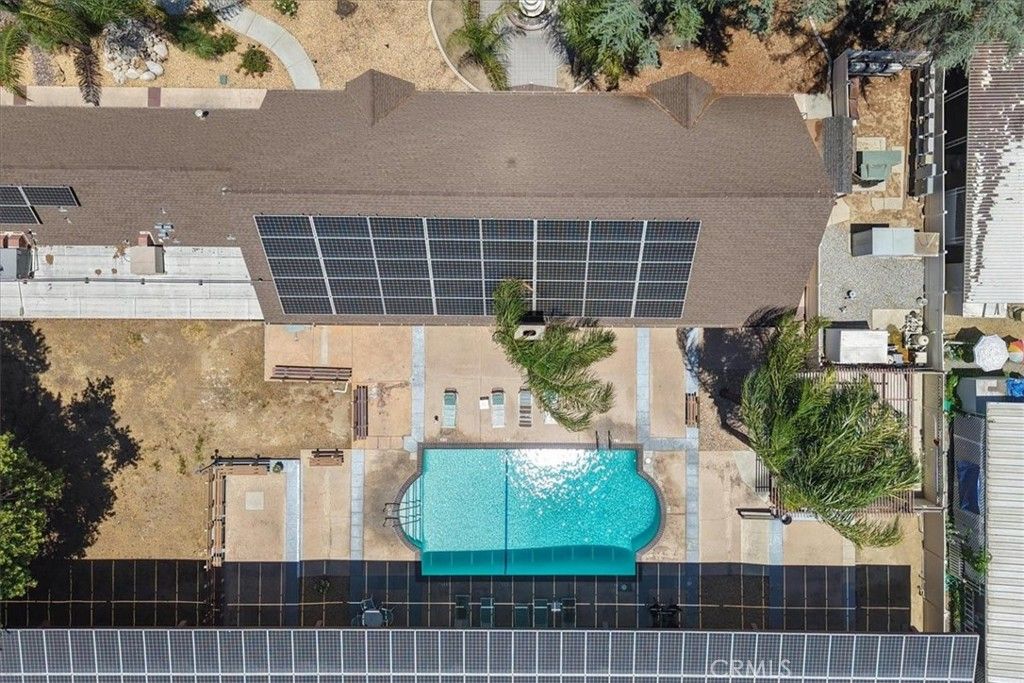Image 40 of property listing at 725 W Thornton 68, Hemet, CA 92543