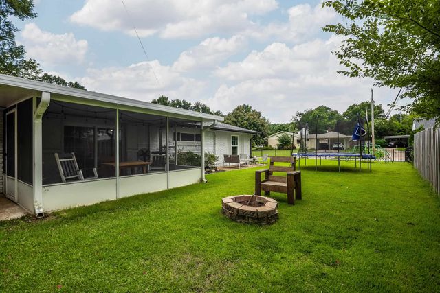 5304 SENECA AVE, Memphis, TN 38117