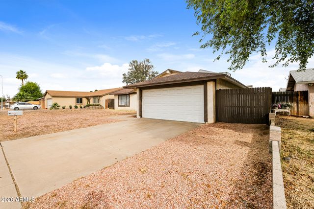 5608 W ALICE Avenue, Glendale, AZ 85302