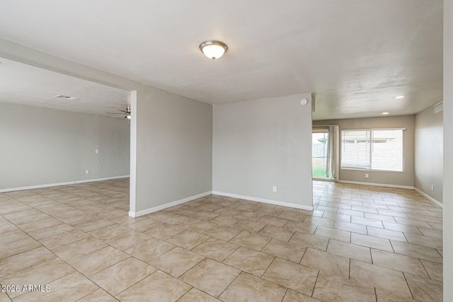 5608 W ALICE Avenue, Glendale, AZ 85302