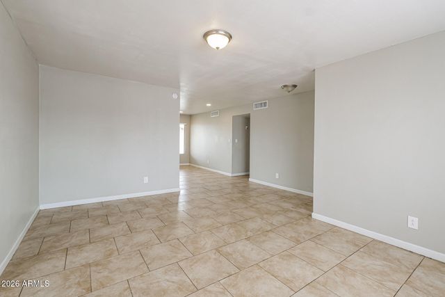 5608 W ALICE Avenue, Glendale, AZ 85302