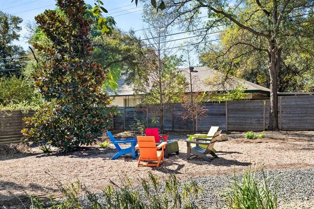 6800 Menchaca RD 37, Austin, TX 78745