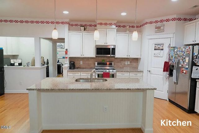 1132 Cozy Oak Avenue, Cary, NC 27519