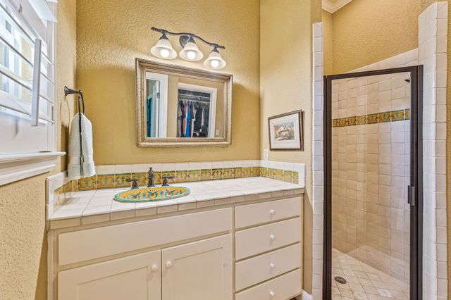 4204 Bluff View Drive, Granbury, TX 76048